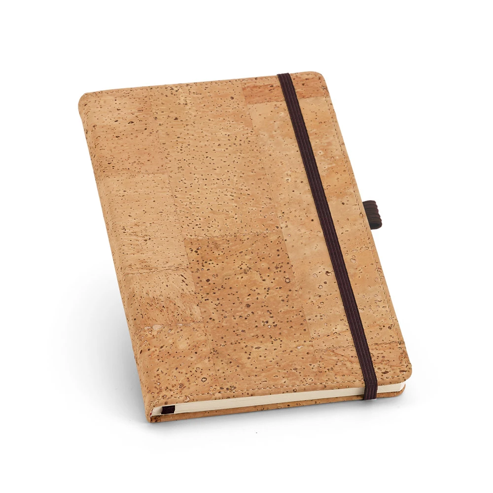 caderno-a6-em-cortica-com-folhas-lisas-1-2.webp