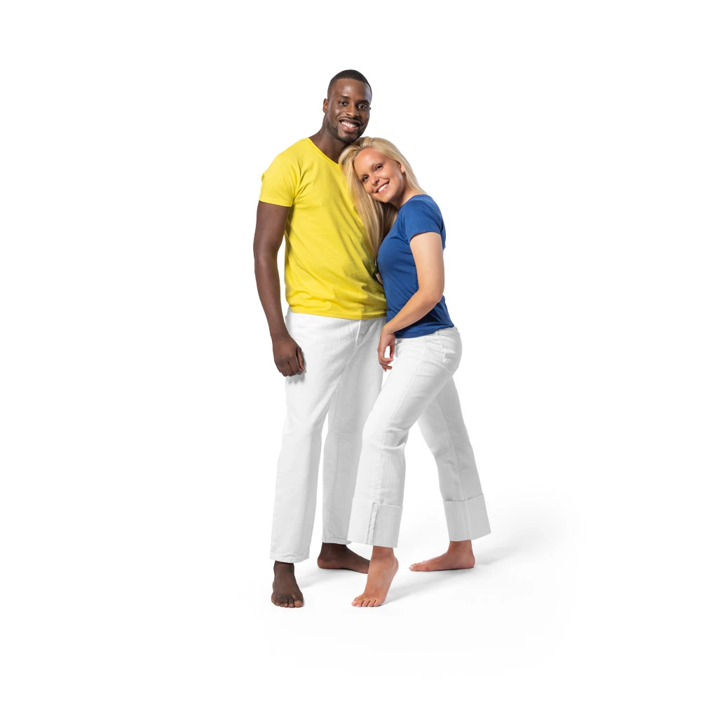 camiseta-feminina-personalizada-para-empresas-algodao-tamanhos-p-m-g-e-gg-1.webp