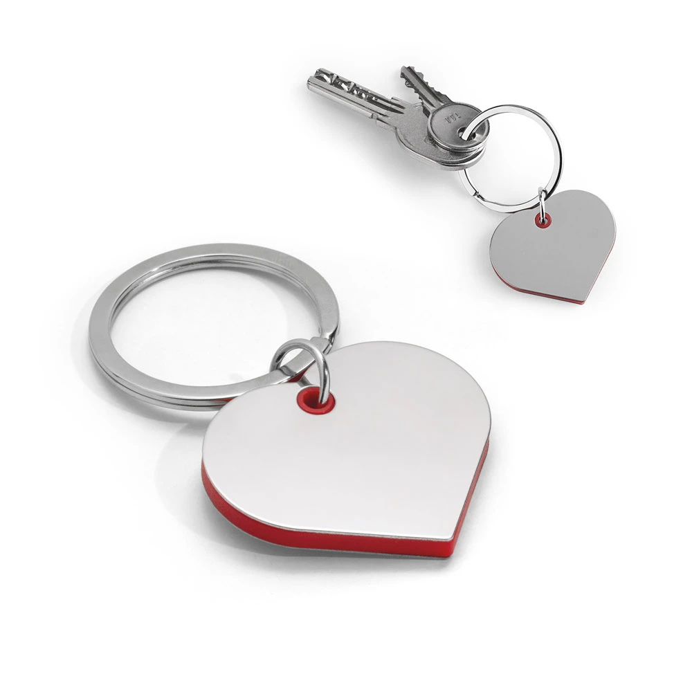 chaveiro-coracao-personalizado-em-metal-e-abs.webp