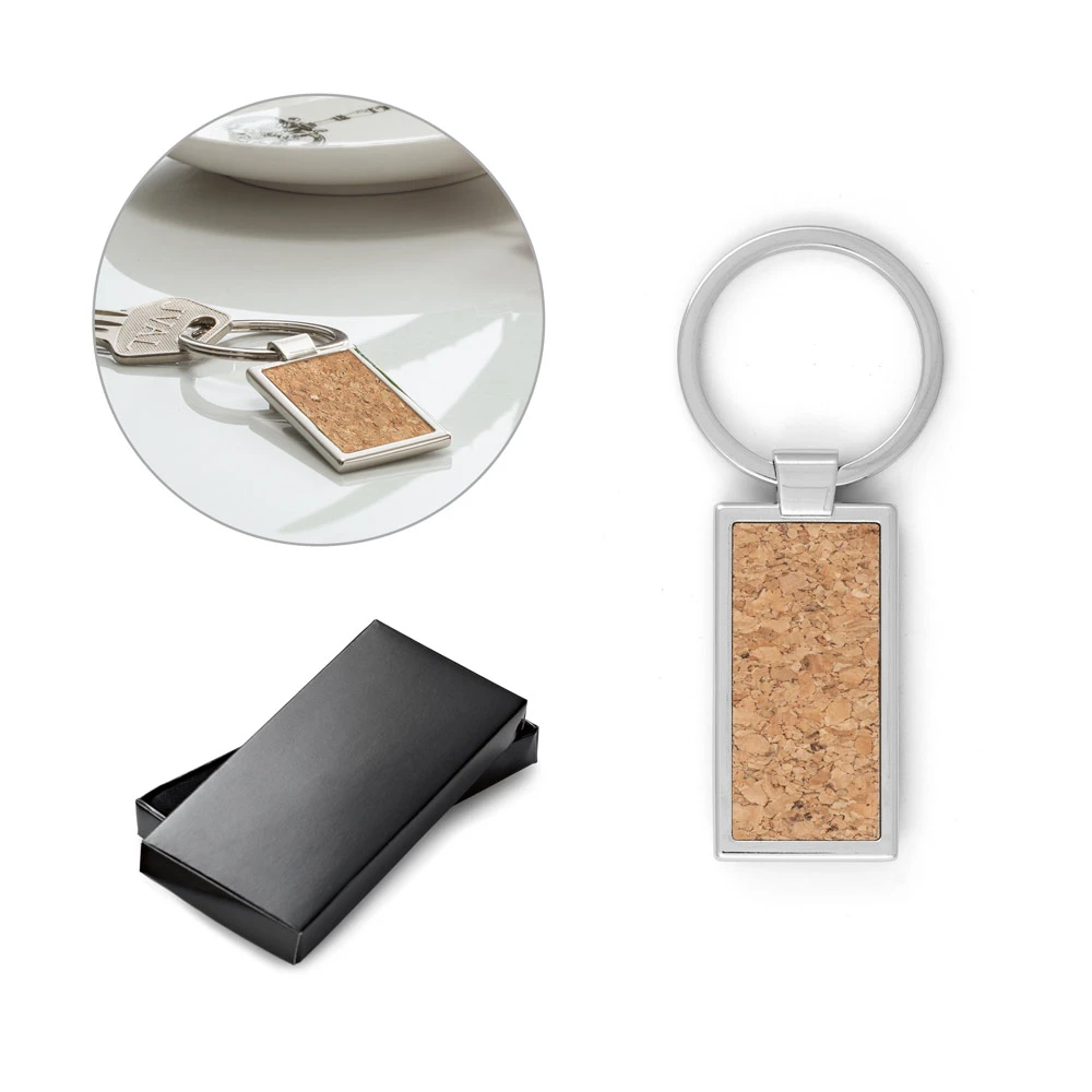chaveiro-cortica-personalizado-e-metal.webp