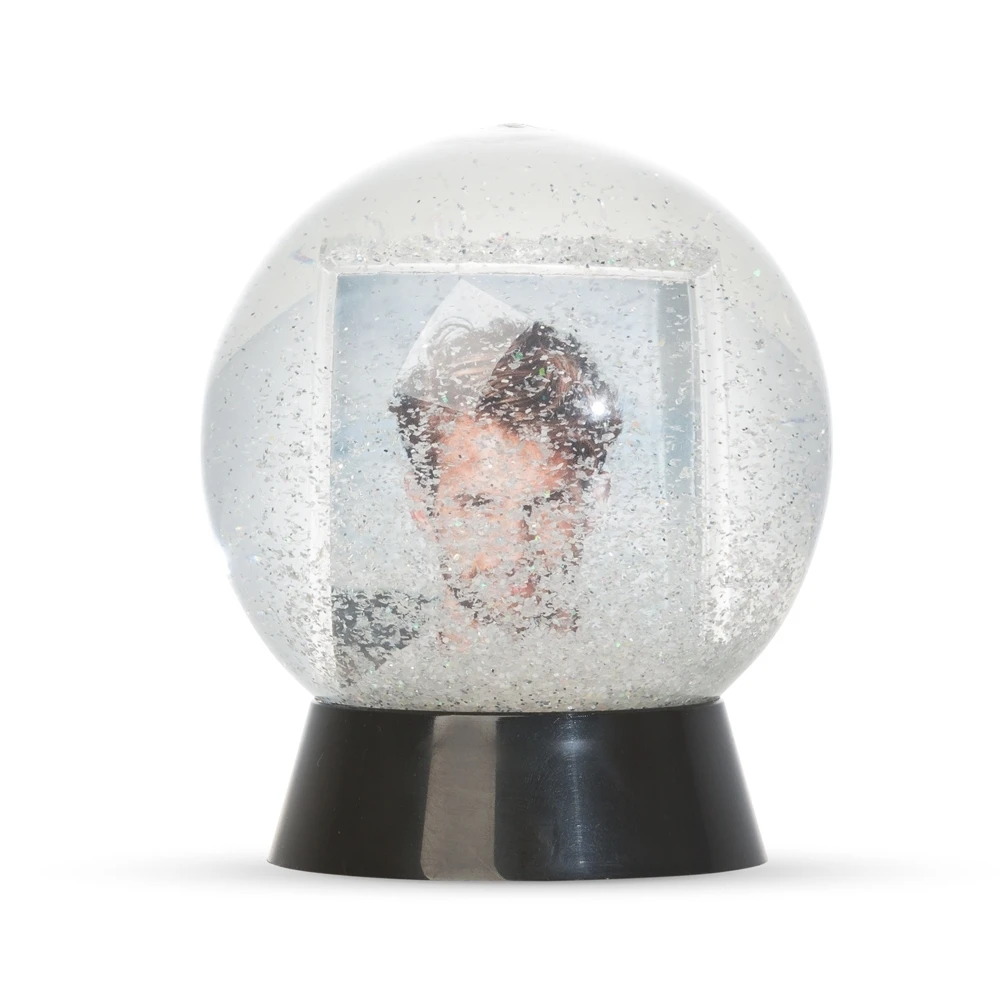 globo-de-neve-plastico.webp