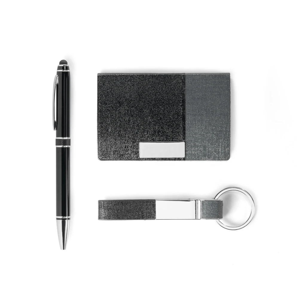 kit-caneta-e-chaveiro-personalizado-em-couro-com-porta-cartoes.webp